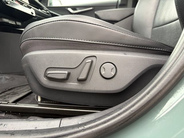 Certified 2023 Kia Niro Wave w/ Wave Preserve Package image 18