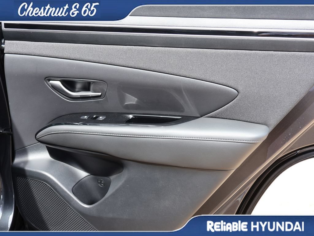 Certified 2023 Hyundai Tucson Limited AWD/4WD image 12