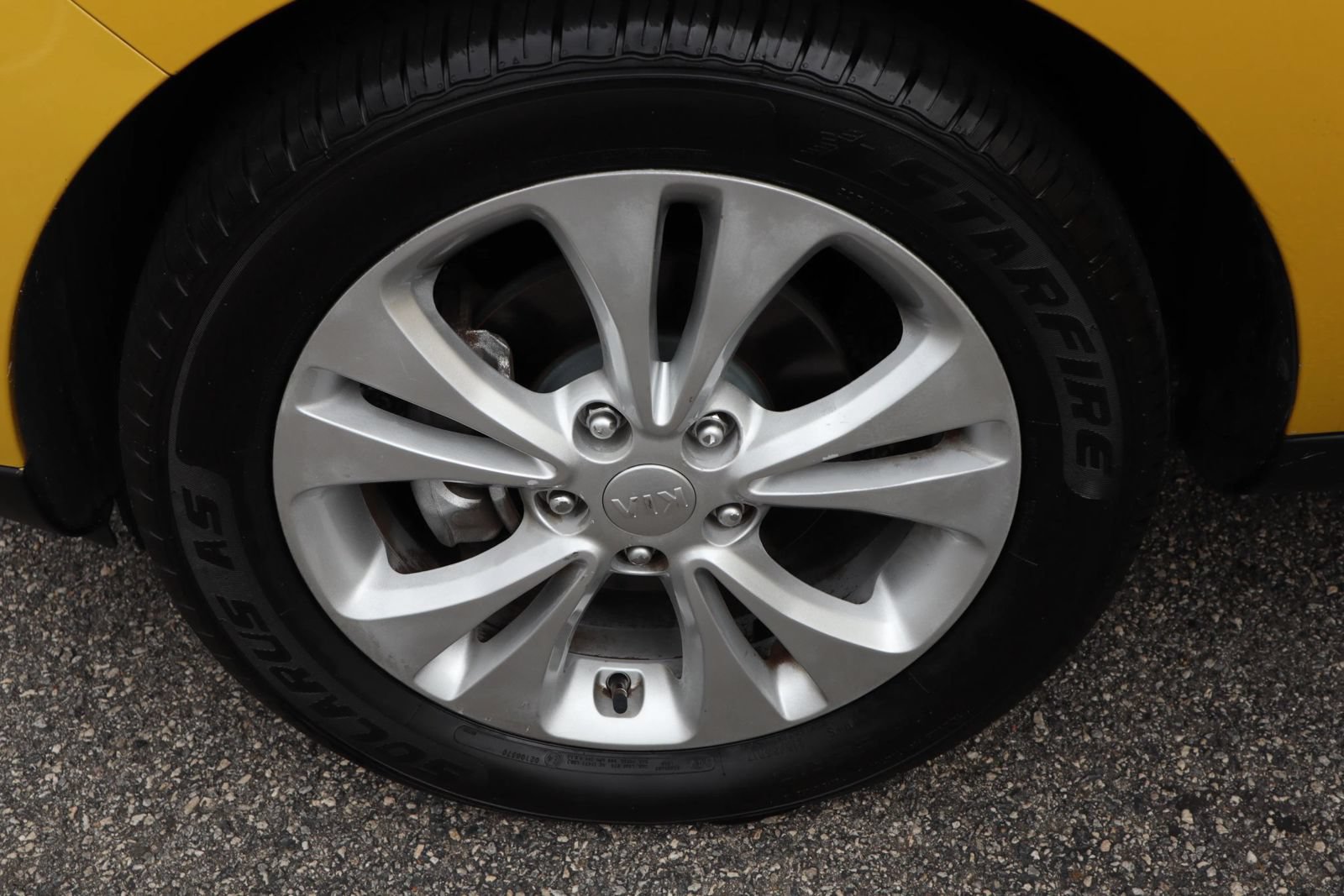 Used 2014 Kia Soul + FWD image 28
