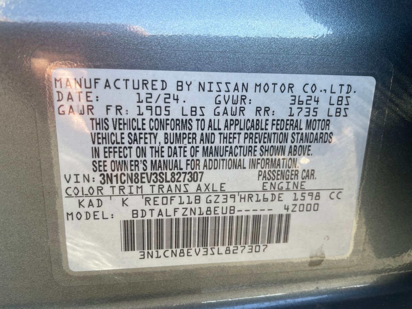 Used 2025 Nissan Versa SV w/ Trunk Package image 27