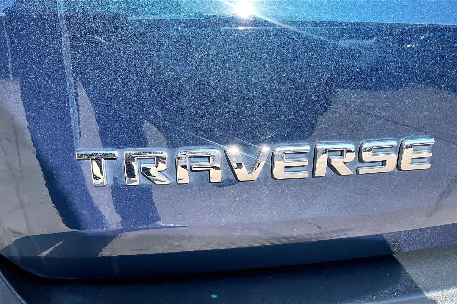 Used 2023 Chevrolet Traverse LT FWD image 10