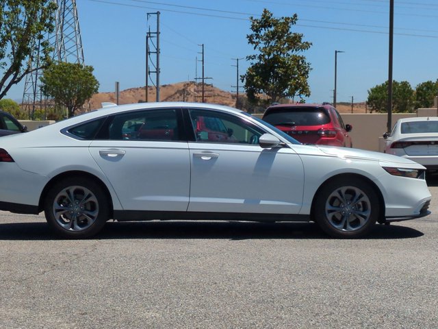 Used 2024 Honda Accord EX image 4