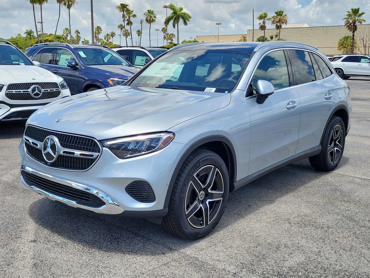 New 2026 Mercedes-Benz GLC 300 image 3
