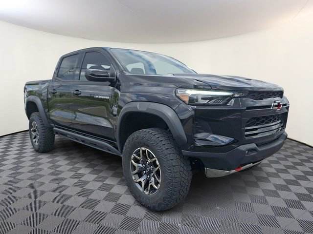 Used 2023 Chevrolet Colorado ZR2 w/ ZR2 Convenience Package III AWD/4WD image 1