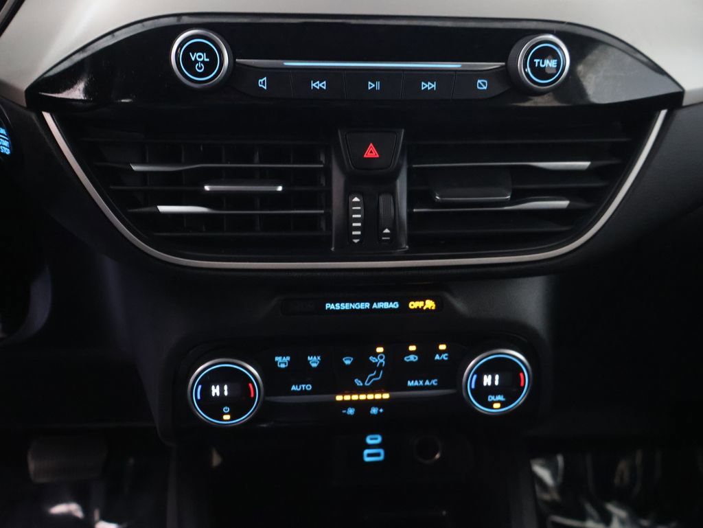 Used 2021 Ford Escape SE FWD image 22