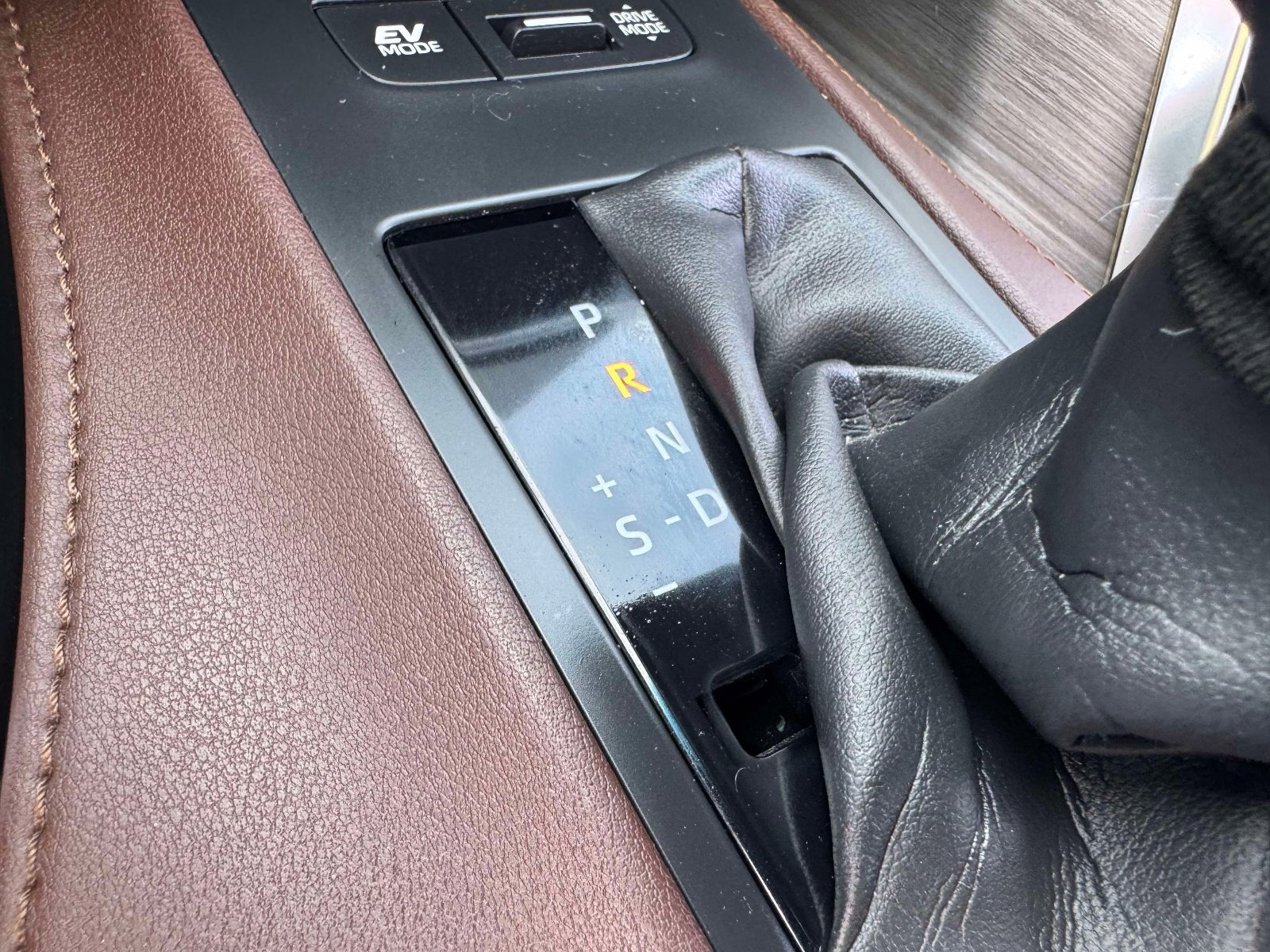 Certified 2023 Toyota Venza Limited AWD/4WD image 37