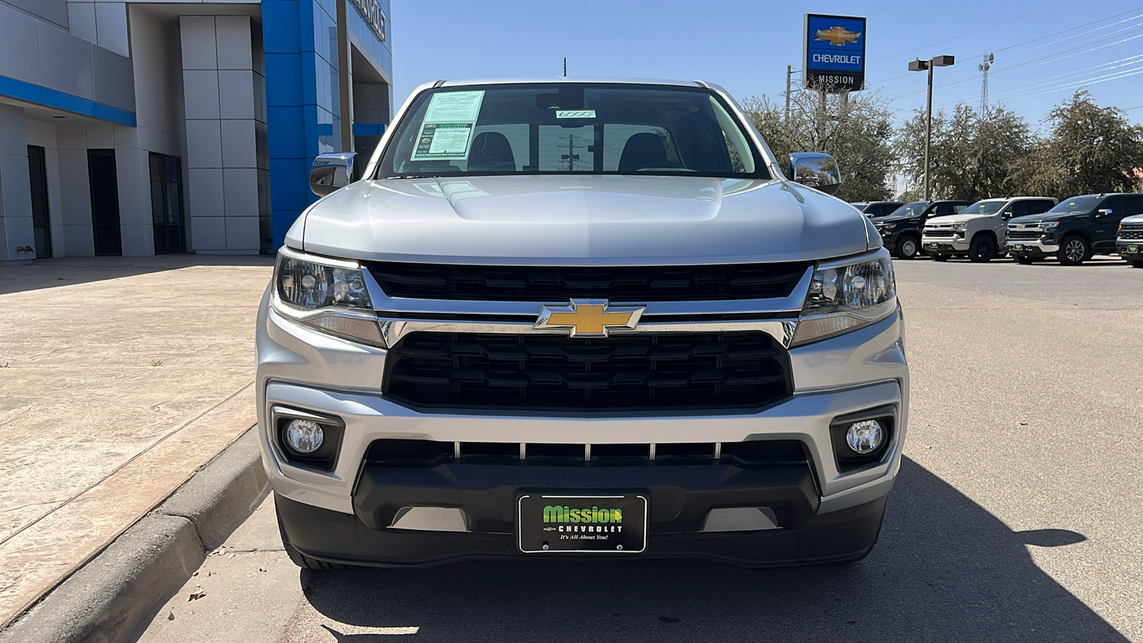 Used 2022 Chevrolet Colorado LT w/ Fleet Safety Package image 2