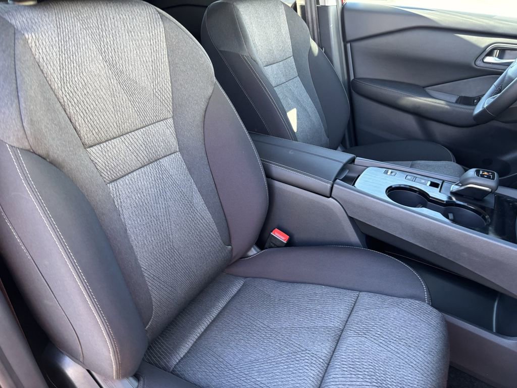 New 2026 Nissan Rogue Platinum w/ Platinum Premium Package AWD/4WD image 8