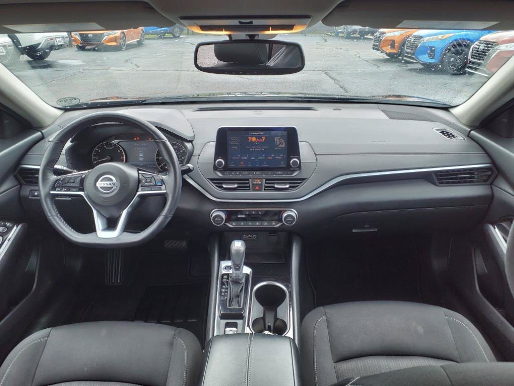 Used 2020 Nissan Altima 2.5 SV FWD image 10