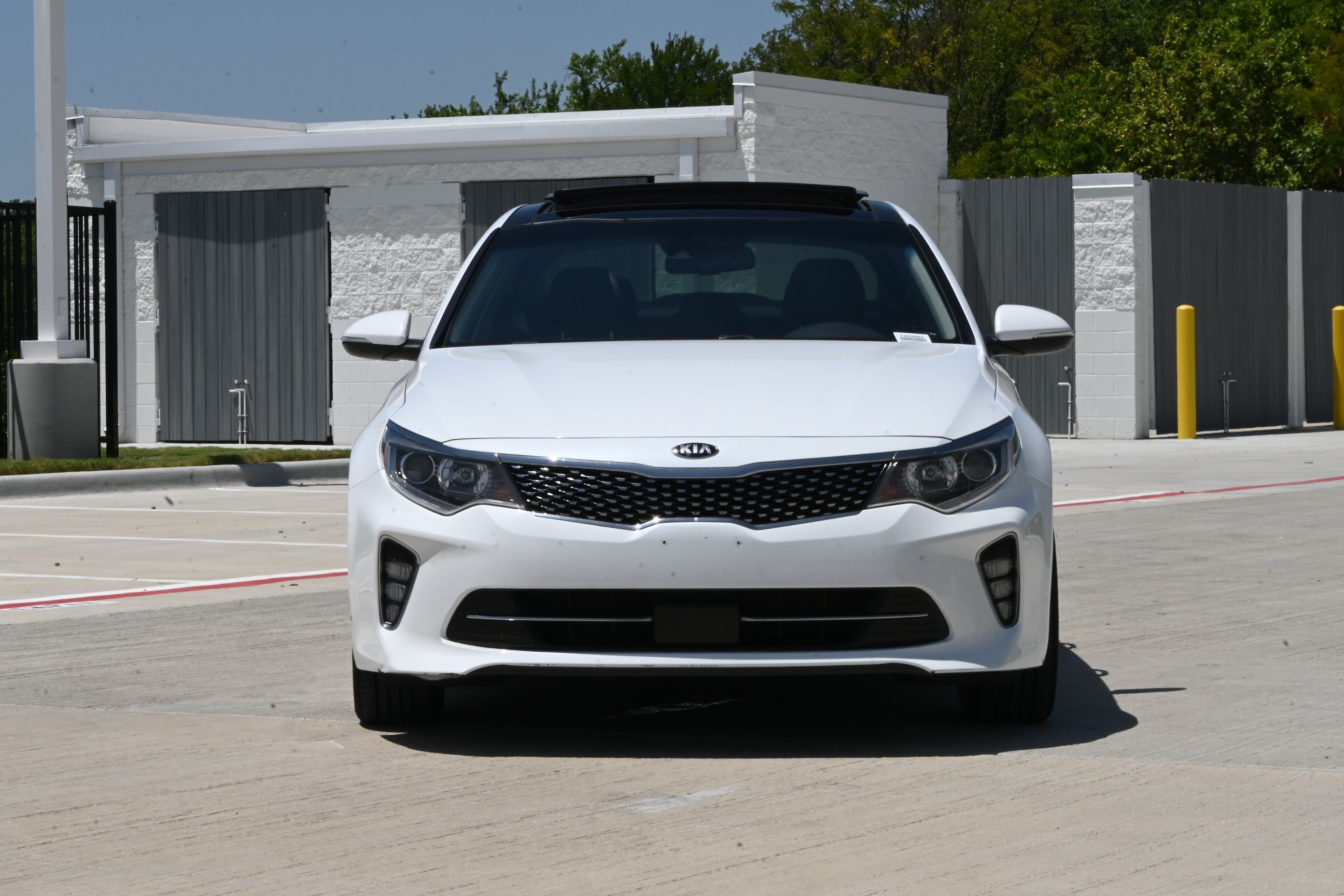 Used 2018 Kia Optima EX w/ Technology Package FWD image 3