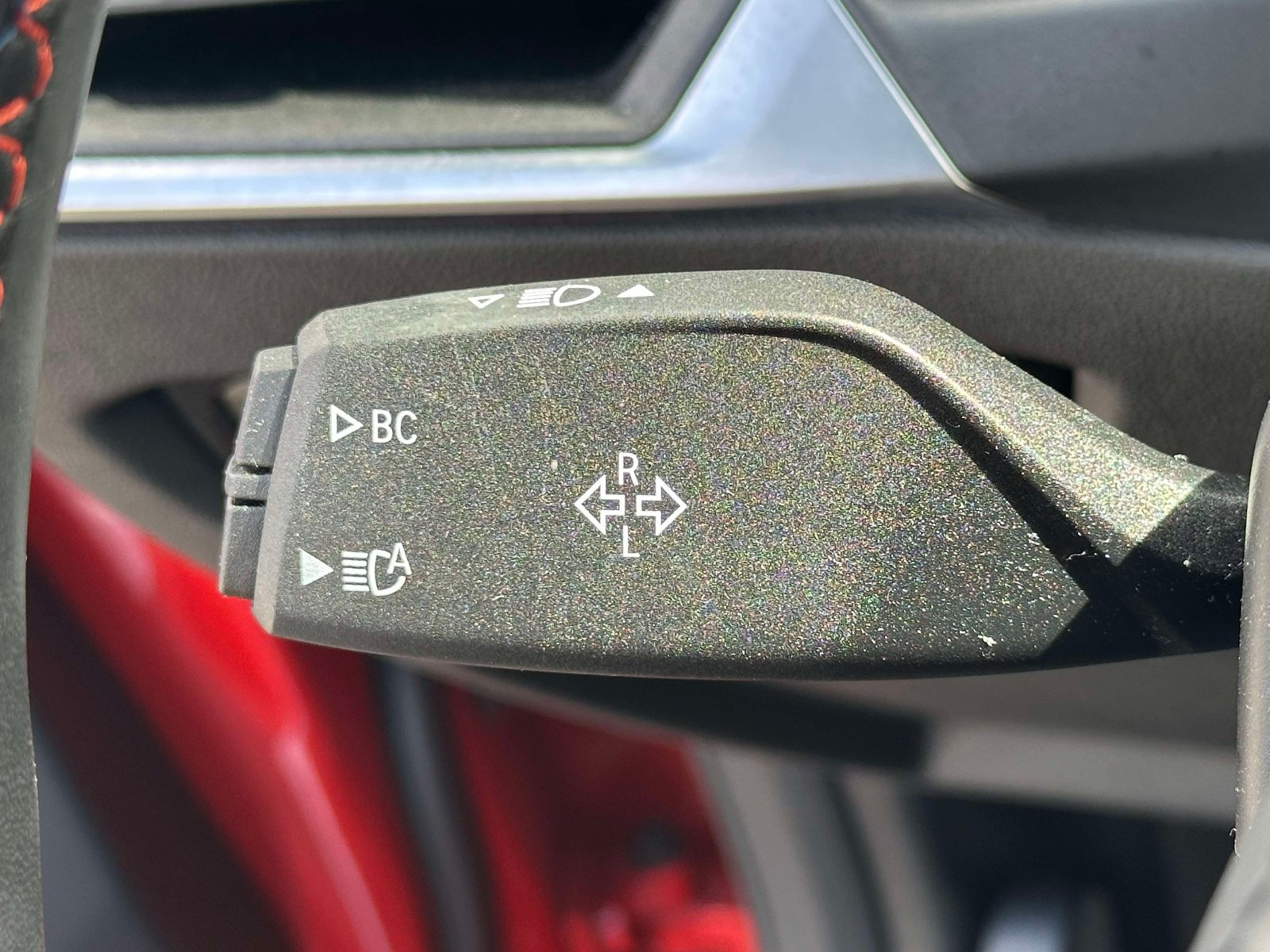 Used 2024 BMW M2 w/ Lighting Package RWD image 19