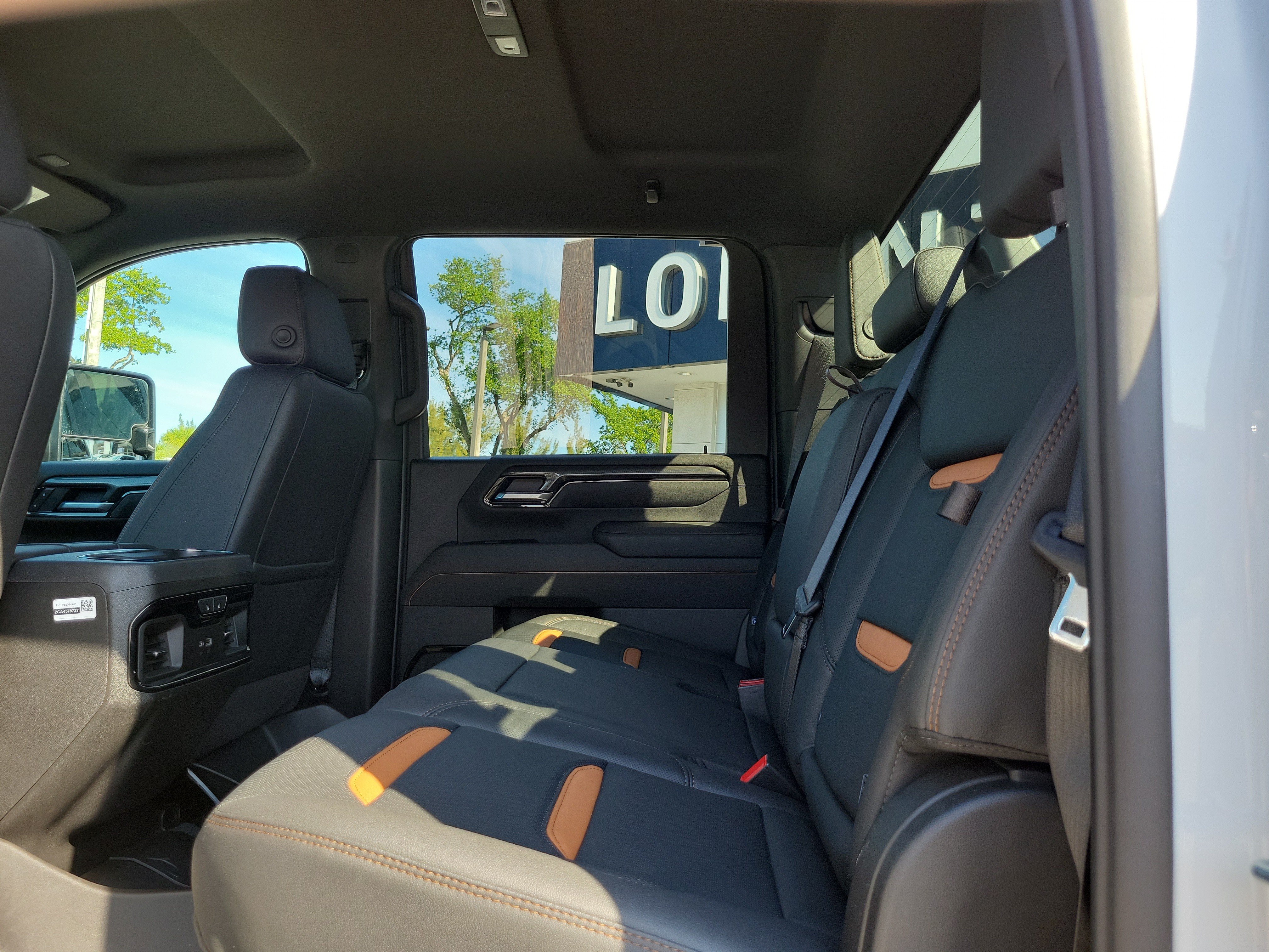 Used 2026 GMC Sierra 2500 AT4 AWD/4WD image 14