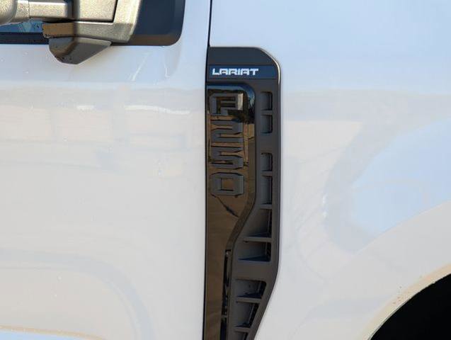 New 2026 Ford F250 Lariat w/ Black Appearance Package image 10