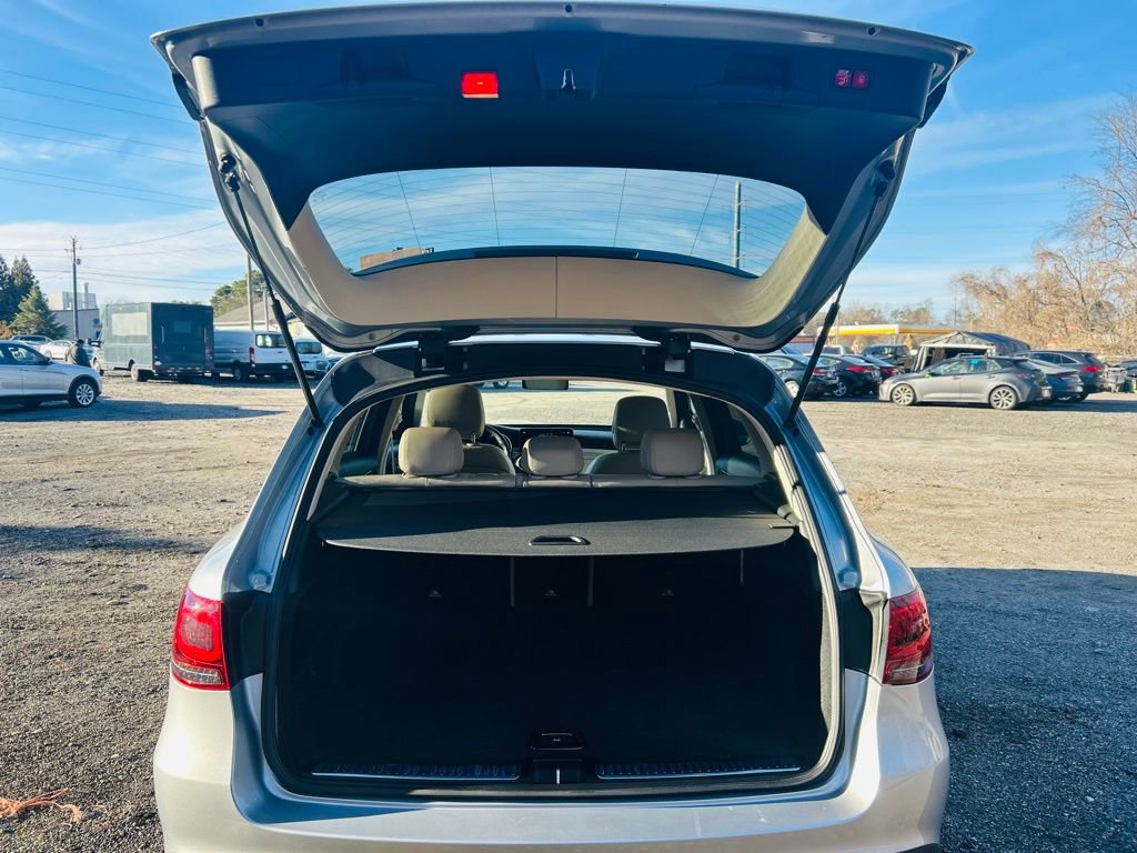 Used 2021 Mercedes-Benz GLC 300 image 12