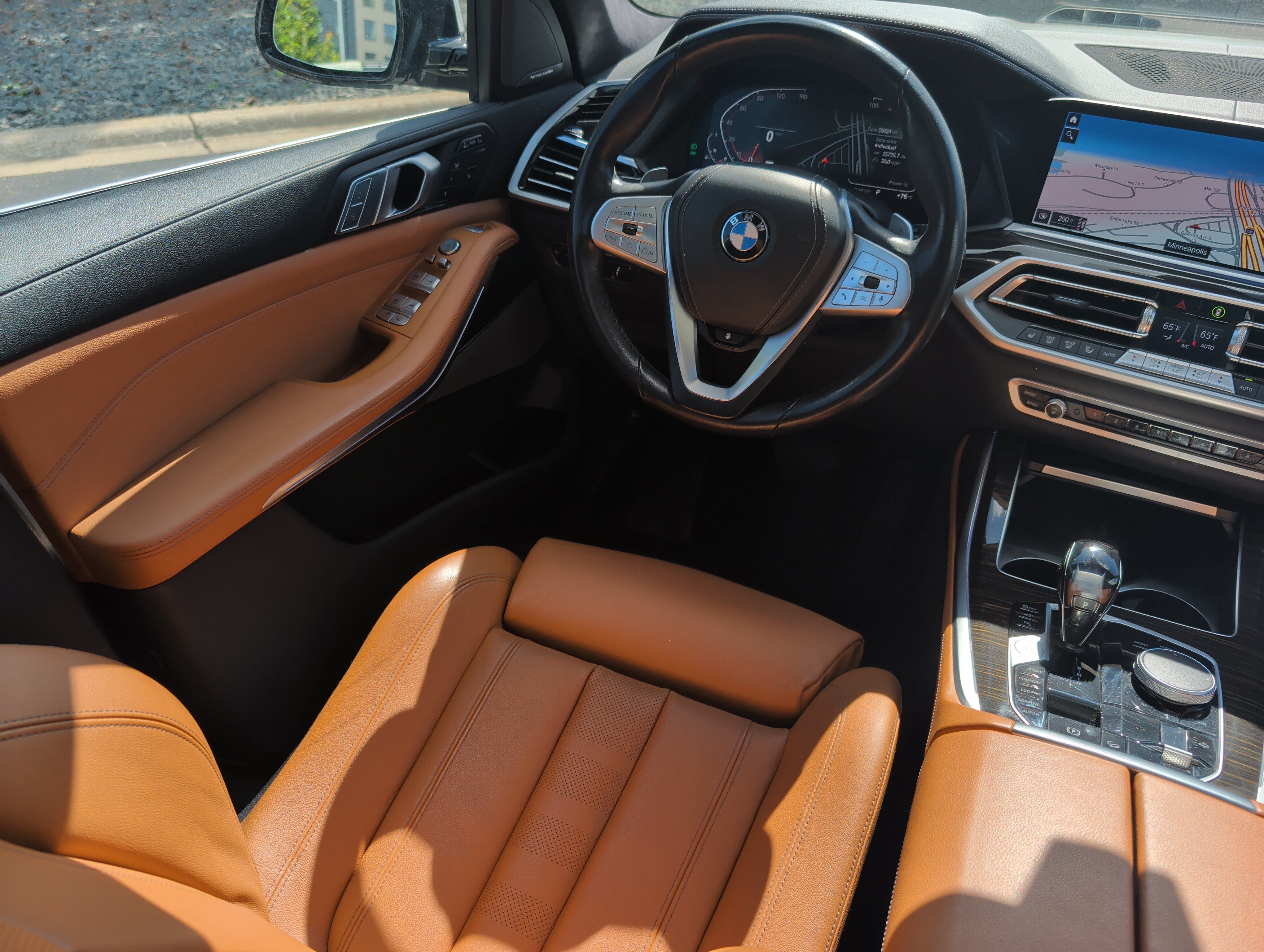 Used 2021 BMW X7 xDrive40i w/ Premium Package AWD/4WD image 9