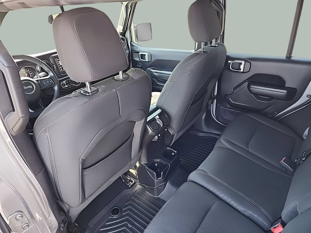 Used 2021 Jeep Wrangler Unlimited Sport AWD/4WD image 15