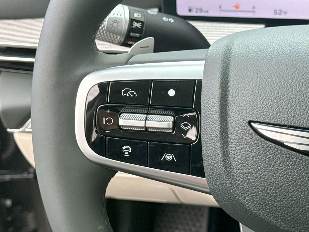 New 2025 Genesis GV80 2.5T Advanced image 15