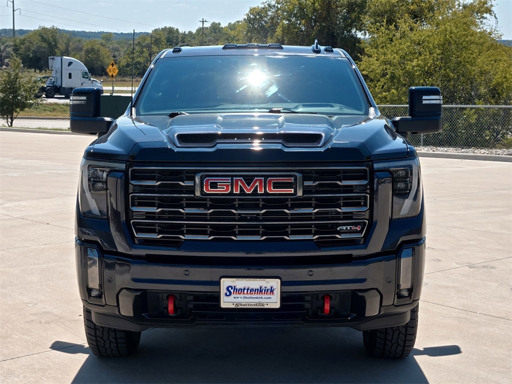 Used 2024 GMC Sierra 2500 AT4 w/ AT4 Premium Plus Package image 8