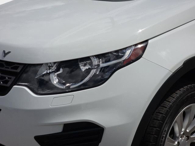 Used 2019 Land Rover Discovery Sport SE image 32