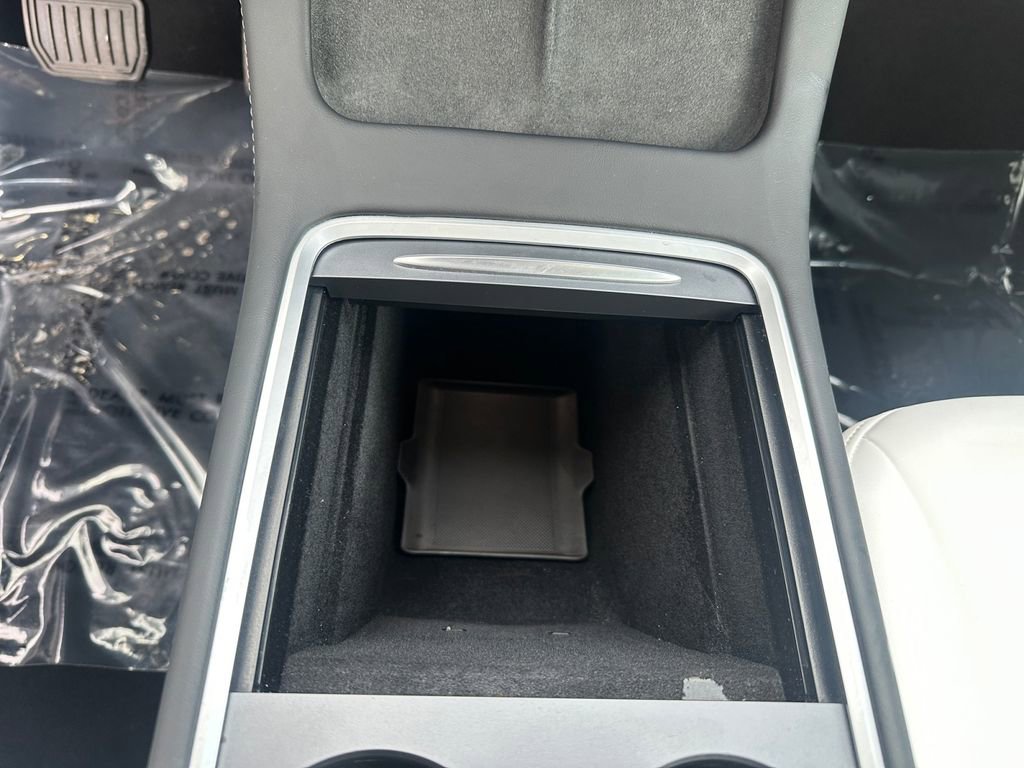 Used 2023 Tesla Model Y Long Range image 21