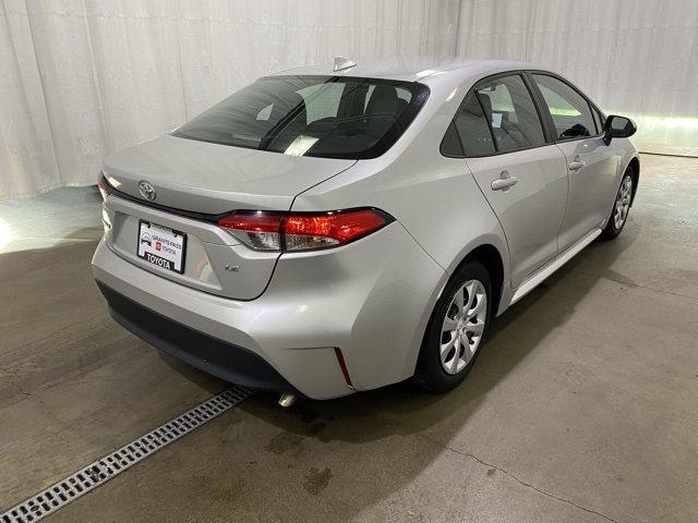 Certified 2023 Toyota Corolla LE image 3