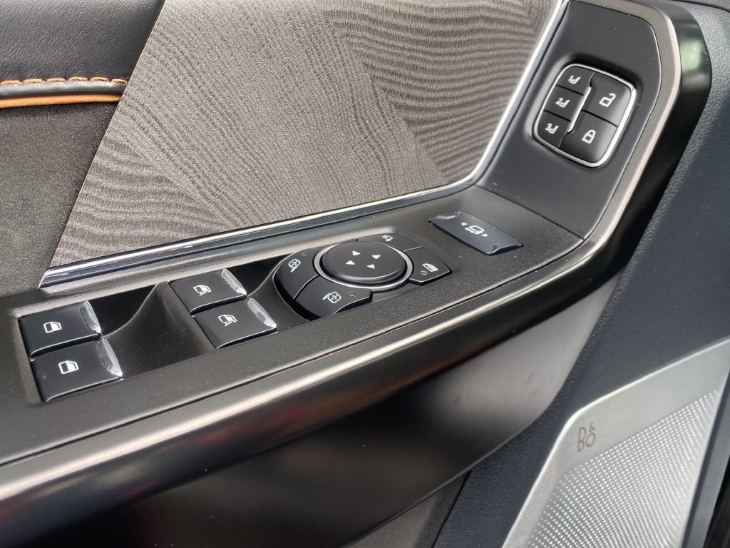 Used 2023 Ford F150 Platinum AWD/4WD image 16