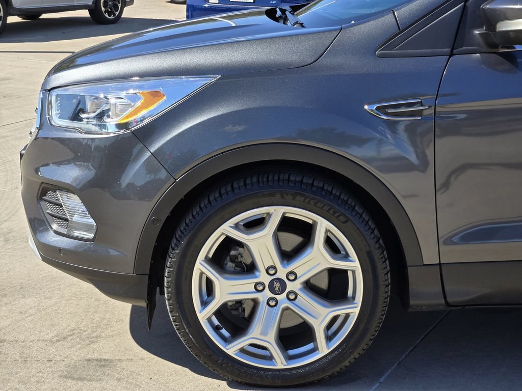 Used 2019 Ford Escape Titanium FWD image 7