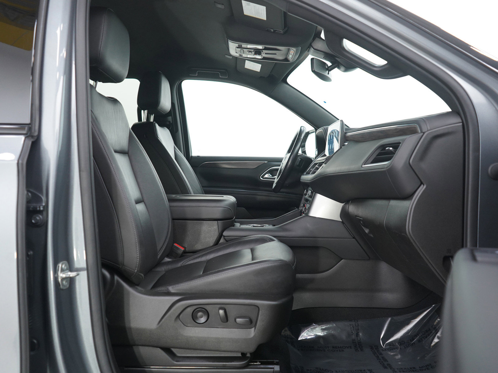 Used 2021 Chevrolet Tahoe Z71 w/ Luxury Package image 11