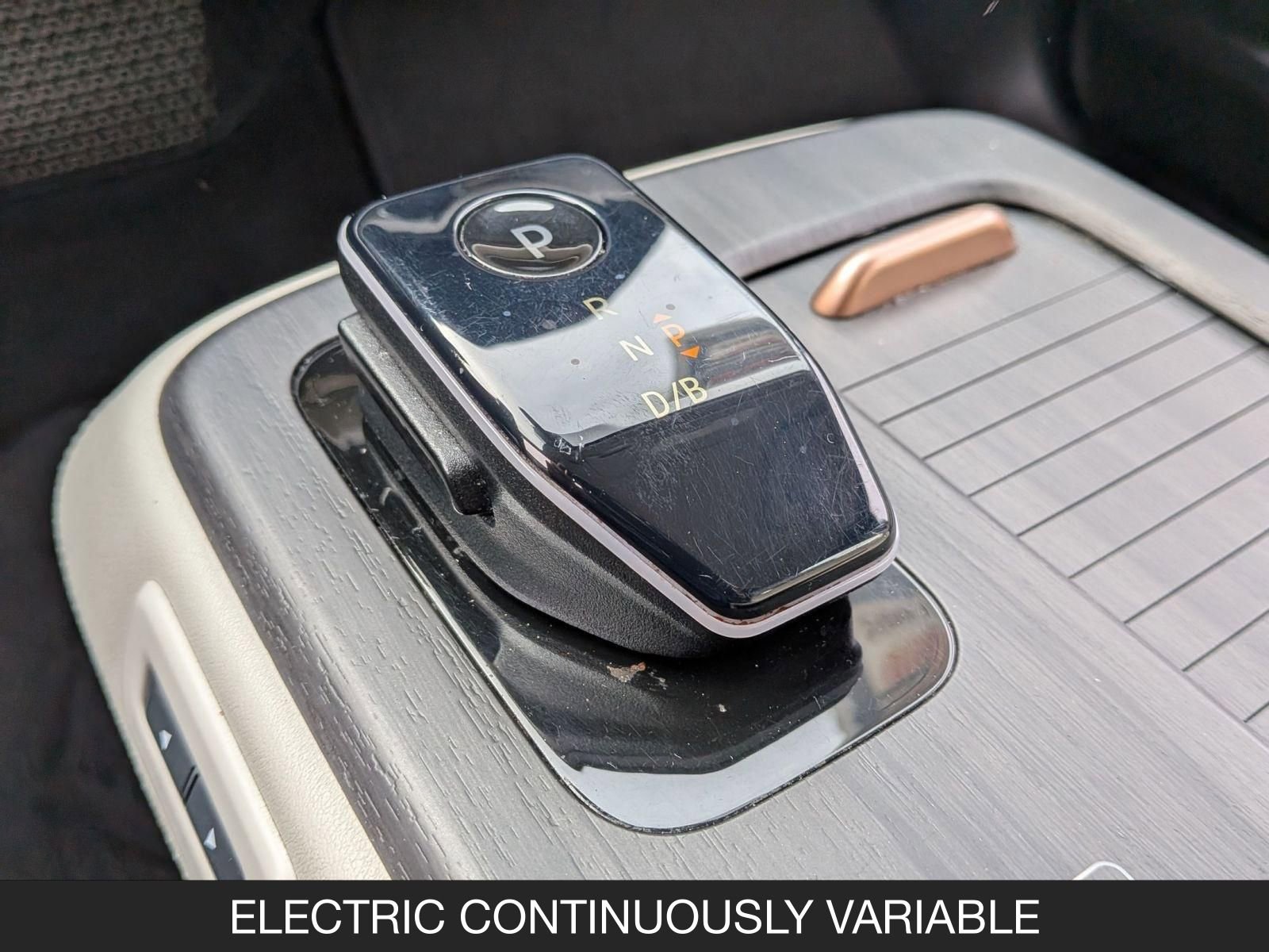 Used 2023 Nissan Ariya FWD image 17