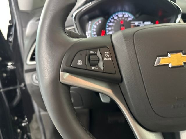 Used 2022 Chevrolet Trax LT w/ LT Convenience Package image 15