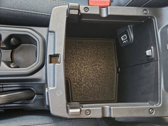 Used 2025 Jeep Wrangler Sport S image 15