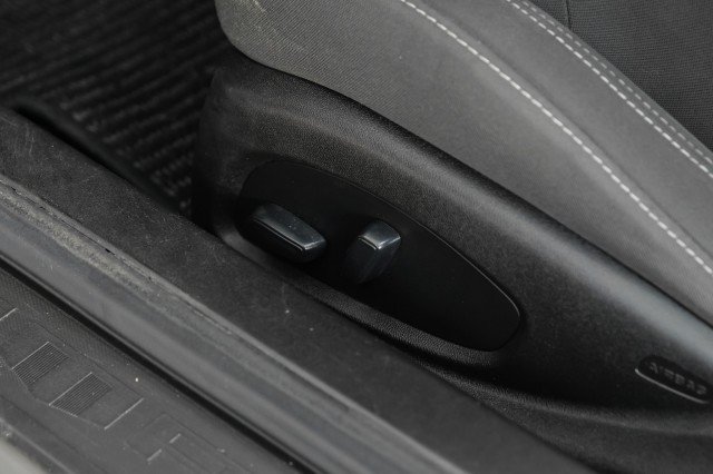 Used 2019 Chevrolet Camaro LT RWD image 29