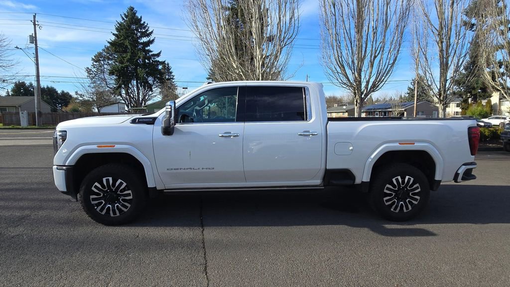 Used 2024 GMC Sierra 3500 Denali Ultimate image 6