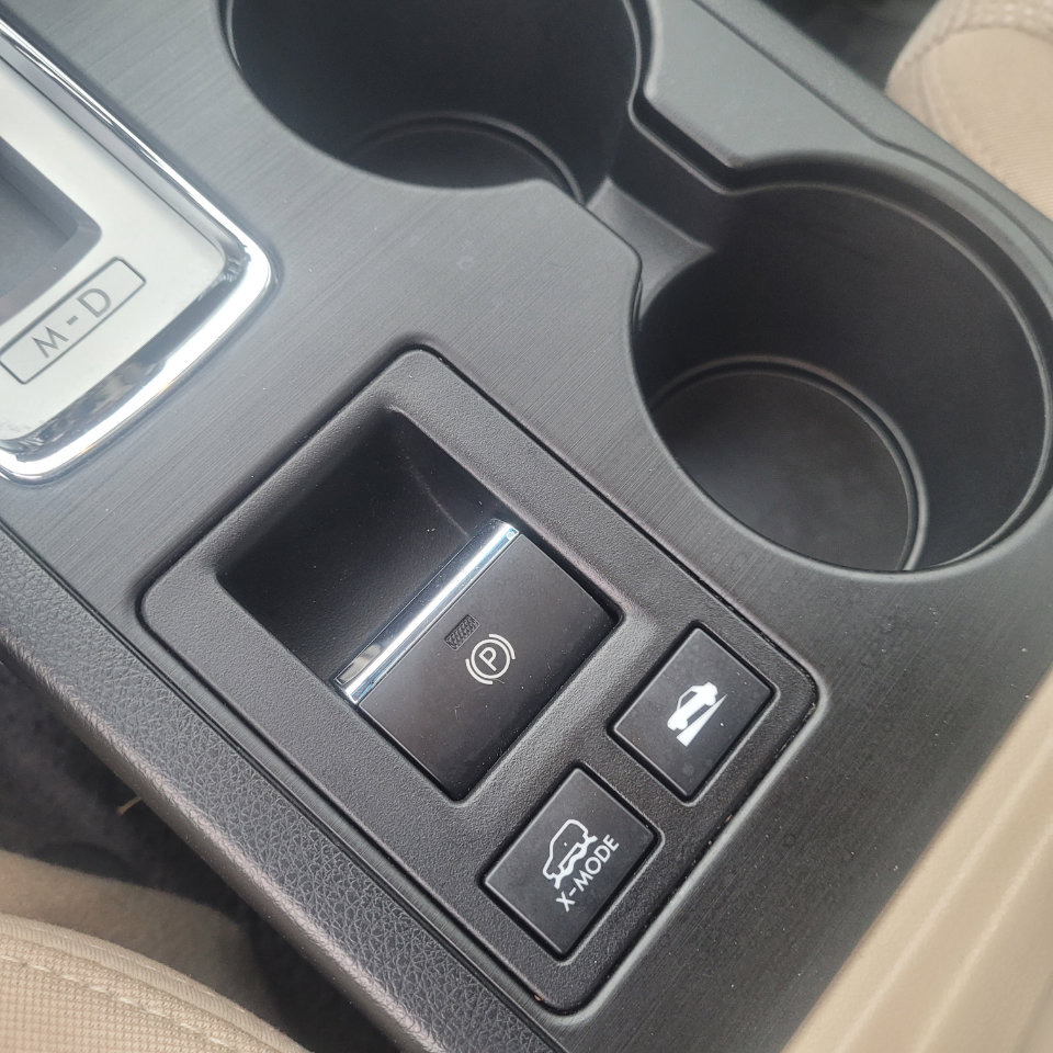 Used 2015 Subaru Outback 2.5i Premium image 25