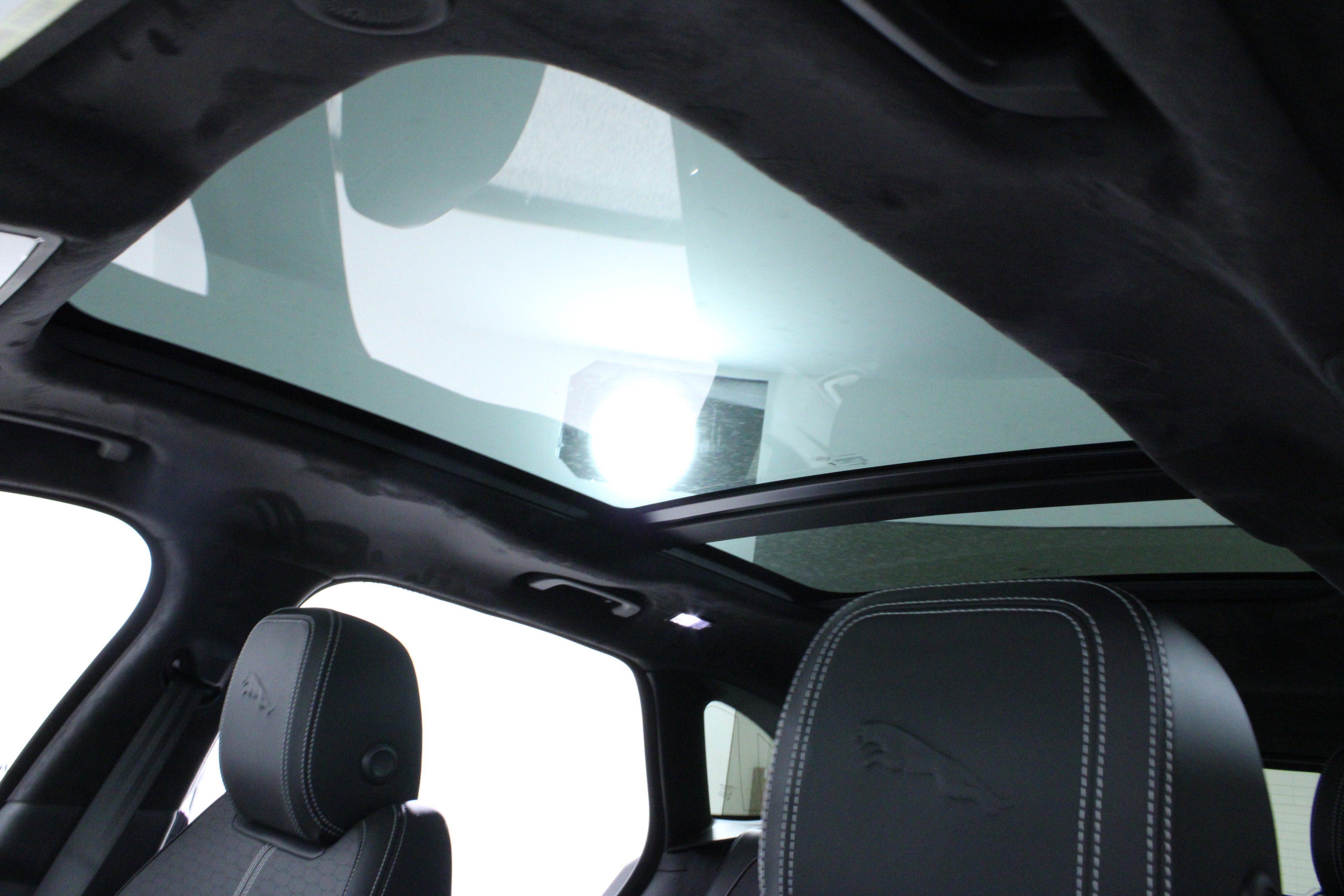 New 2026 Jaguar F-PACE R-Dynamic S image 23