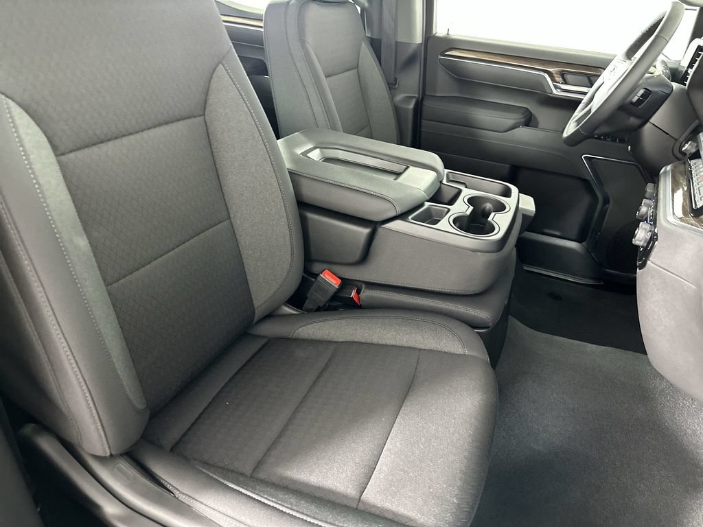 Used 2026 Chevrolet Silverado 1500 LT AWD/4WD image 28