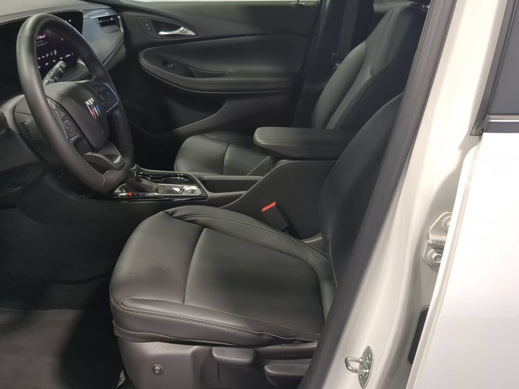 Used 2024 Buick Encore GX Sport Touring w/ Advanced Technology Package AWD/4WD image 16