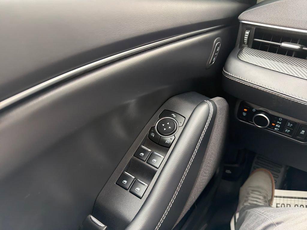 Used 2025 Ford Mustang Mach-E Select image 40