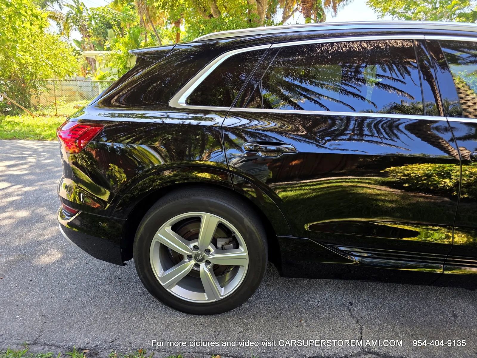 Used 2019 Audi e-tron Premium Plus AWD/4WD image 59