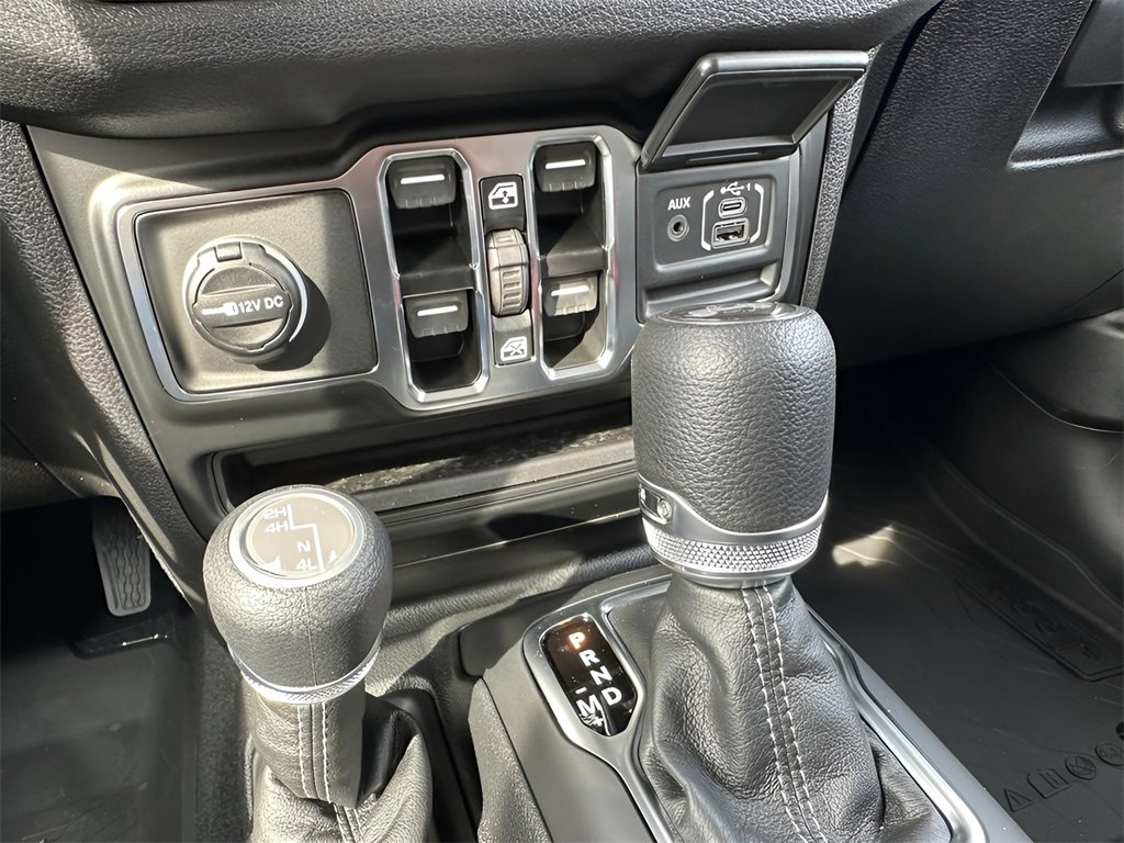 New 2025 Jeep Wrangler Sport S image 28