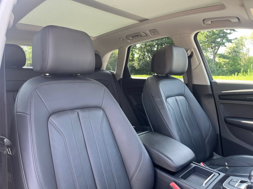Used 2018 Audi Q5 2.0T Premium Plus w/ Premium Plus Package AWD/4WD image 31