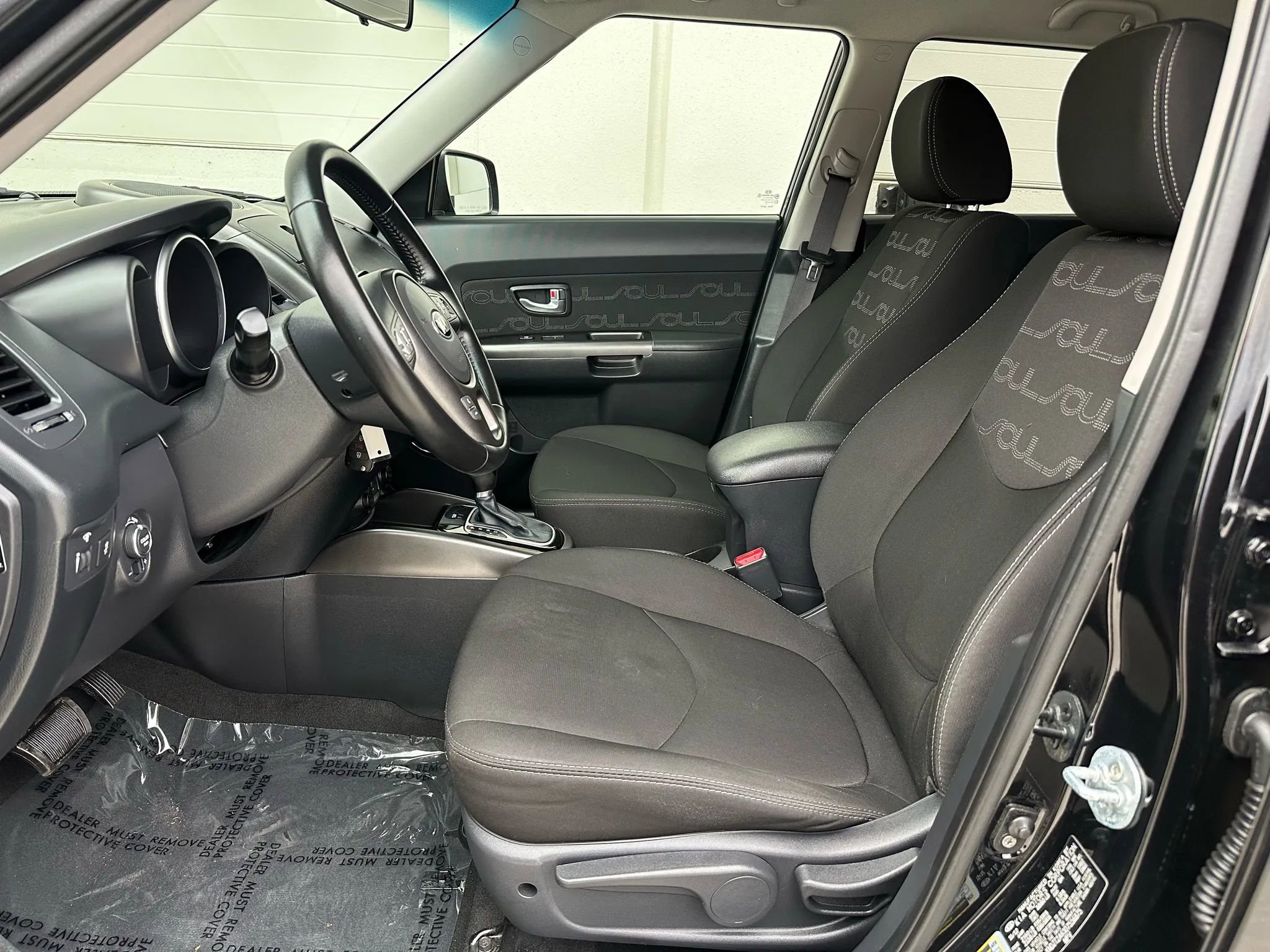 Used 2013 Kia Soul + w/ Audio Pkg image 9