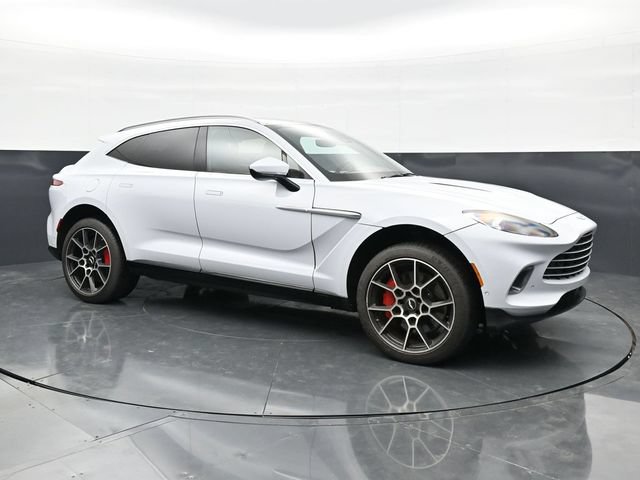 Used 2021 Aston Martin DBX AWD/4WD image 3