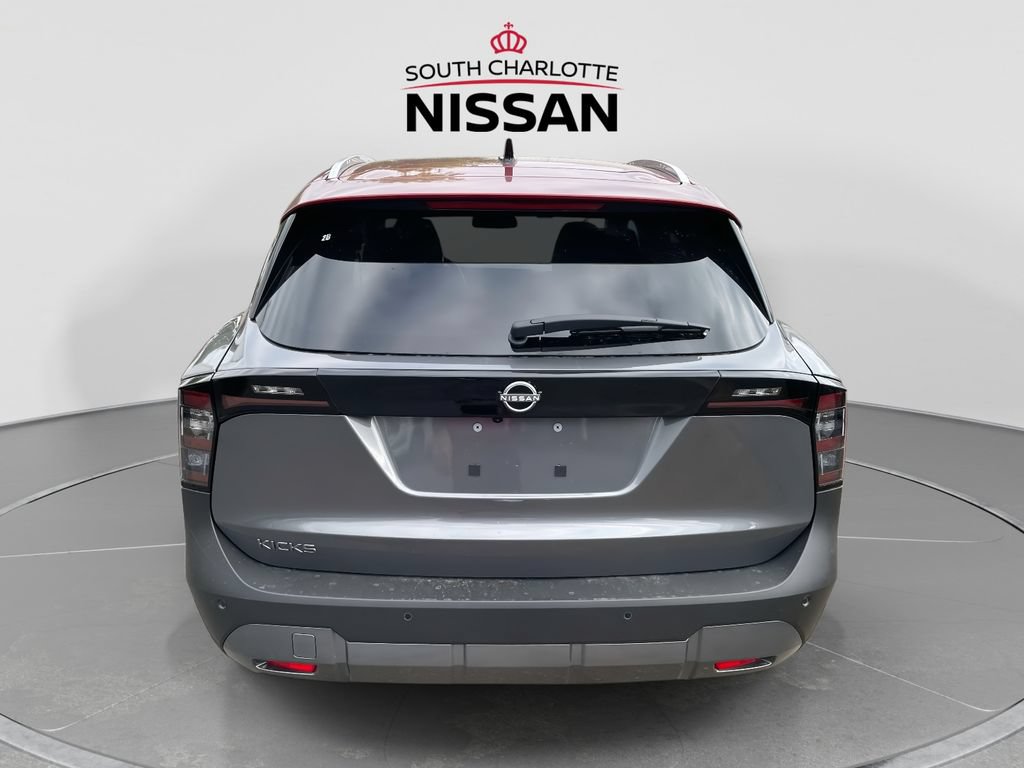 New 2027 Nissan Kicks SR w/ SR Premium Package FWD image 5