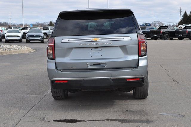 Used 2024 Chevrolet Suburban High Country w/ Advanced Technology Package image 4