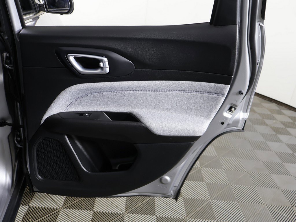 Used 2022 Jeep Compass Latitude w/ Convenience Group image 25