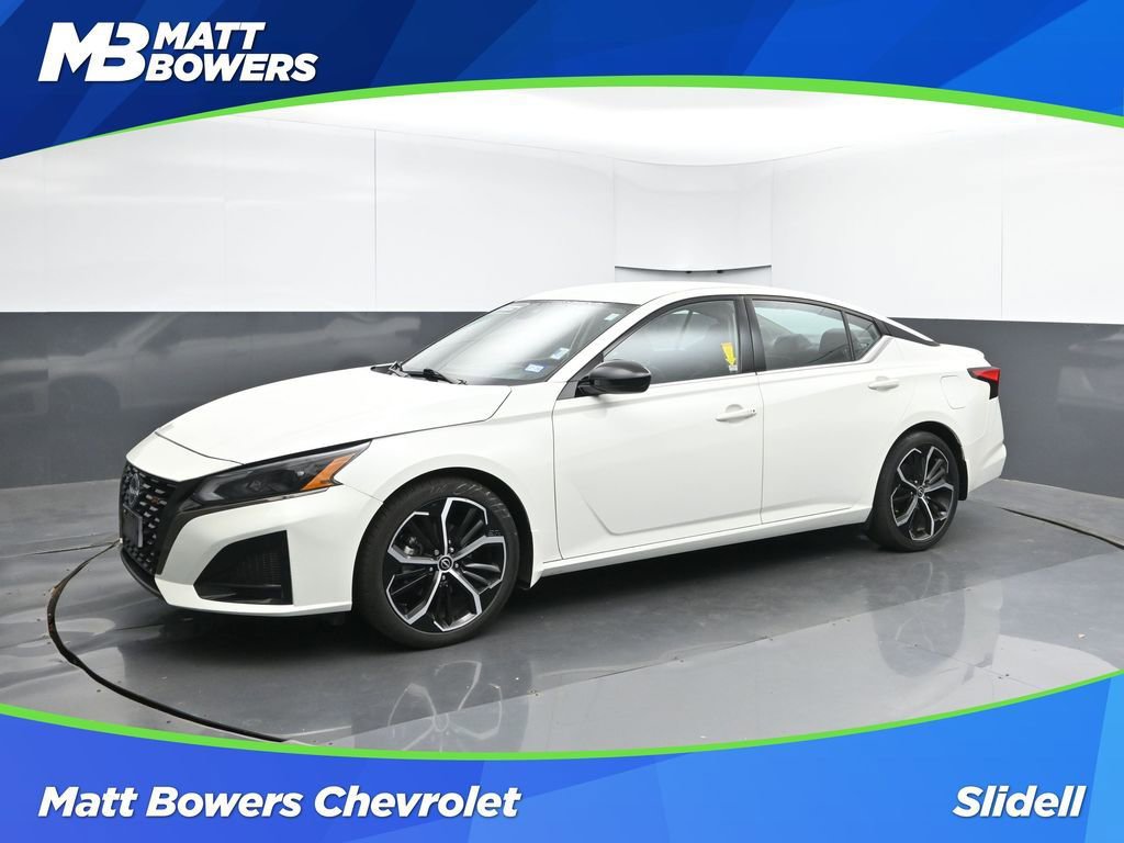 Used 2023 Nissan Altima 2.5 SR
