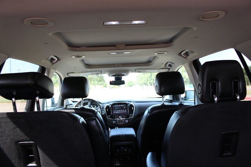 Used 2018 Chevrolet Traverse LT FWD image 13