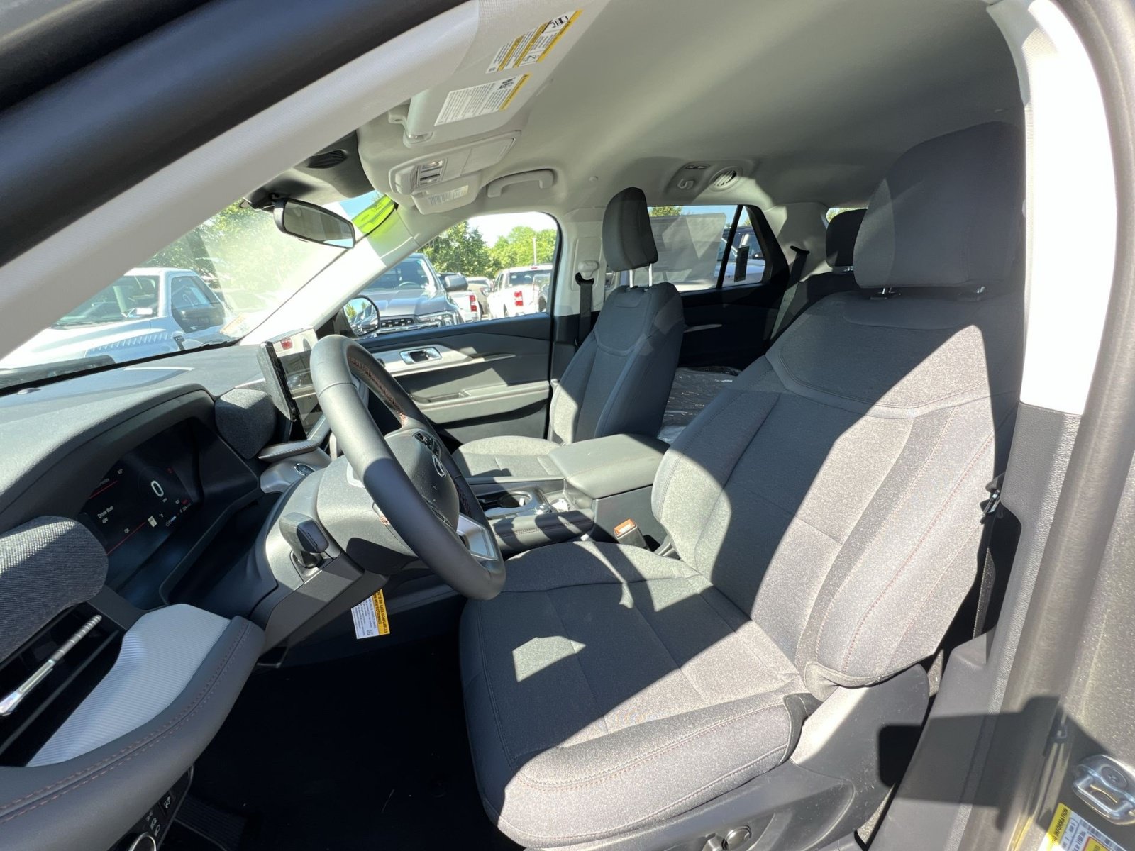 New 2026 Ford Explorer Active AWD/4WD image 21