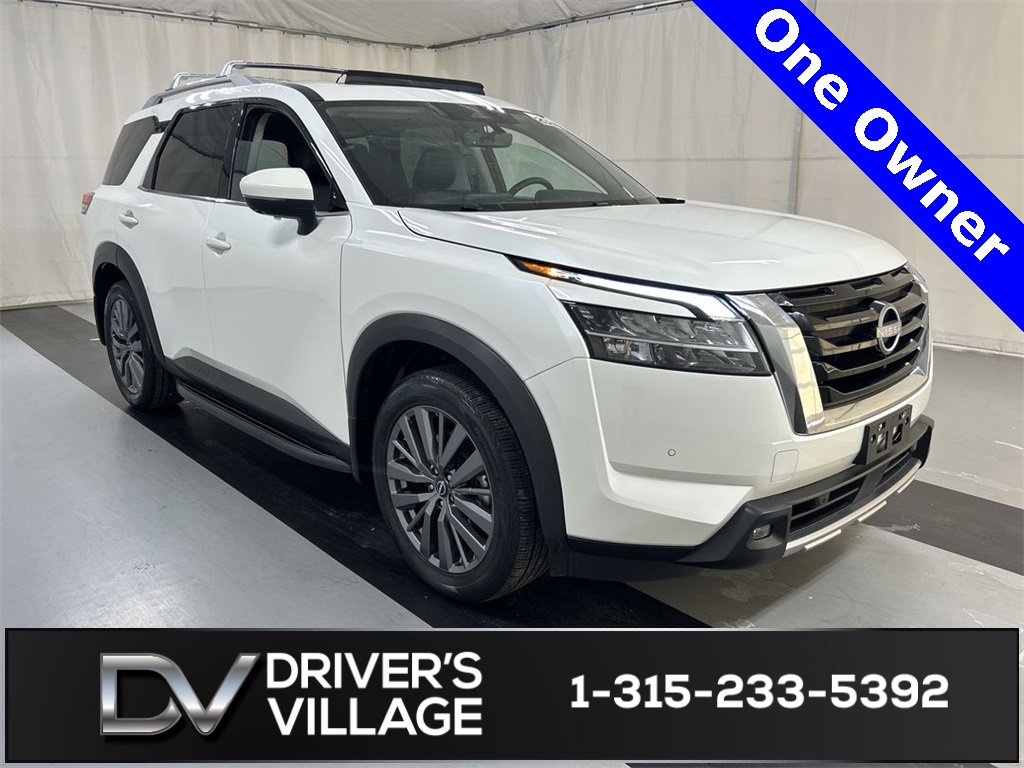 Used 2024 Nissan Pathfinder SL w/ SL Premium Package